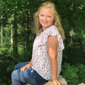 Meet your Posher, Abbigail